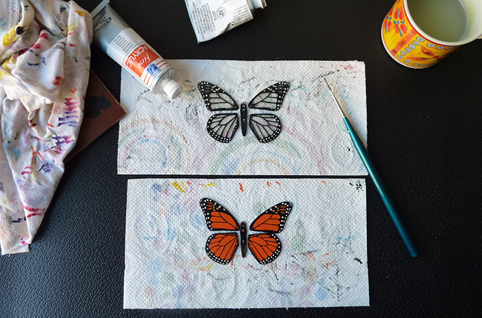 Work in progress : butterfly necklaces